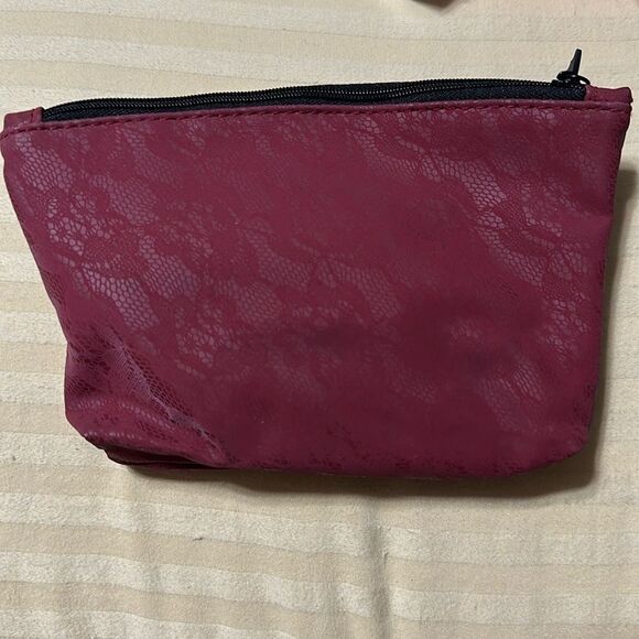 IPSY travel or cosmetic bag, tassle zipper pull NWOT - Picture 1 of 3